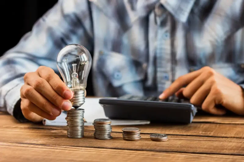 Hemat Listrik Segera: Energy Saver ala Traveler Pintar!